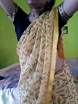 Sexy Hena 69 online show from June 15, 9:00 am