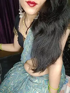 Snapshot of Sexy_Hena_69 chatting on July 28, 5:23 pm Sexy Hena 69 online show from July 28, 5:23 pm