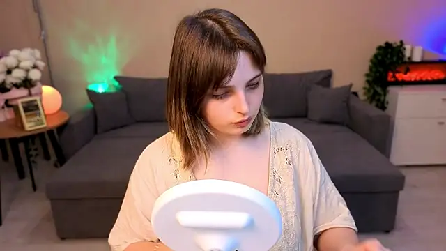 tender meow online show from June 7, 8:12 pm