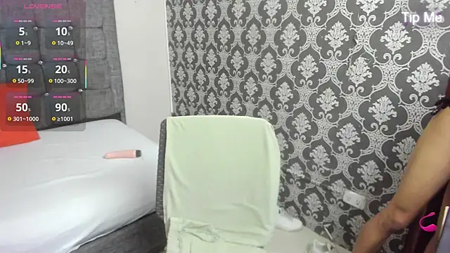 Dakotha 19 online show from April 19, 1:10 pm