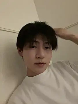 XRIIX online show from April 16, 1:23 pm