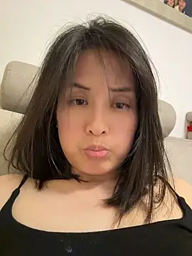 Snapshot of Faye-baby chatting on May 6, 3:17 pm Faye-baby online show from May 6, 3:17 pm