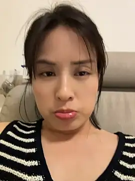 Snapshot of Faye-baby chatting on May 23, 3:49 pm Faye-baby online show from May 23, 3:49 pm