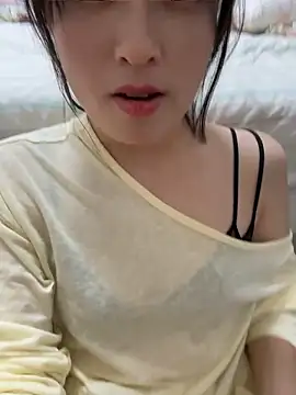 Snapshot of Faye-baby chatting on June 7, 2:54 pm Faye-baby online show from June 7, 2:54 pm