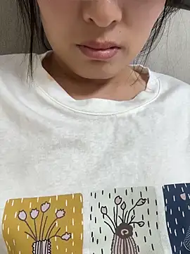 Snapshot of Faye-baby chatting on June 20, 5:38 pm Faye-baby online show from June 20, 5:38 pm