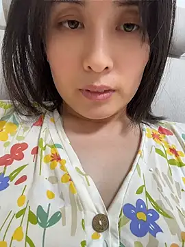 Snapshot of Faye-baby chatting on July 24, 3:32 pm Faye-baby online show from July 24, 3:32 pm