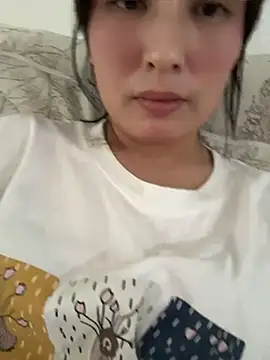 Snapshot of Faye-baby chatting on August 3, 6:34 am Faye-baby online show from August 3, 6:34 am