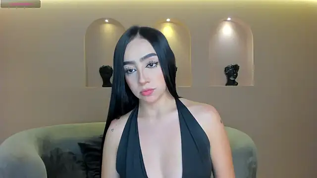 Snapshot of PaulineSanz chatting on May 6, 6:57 pm PaulineSanz online show from May 6, 6:57 pm