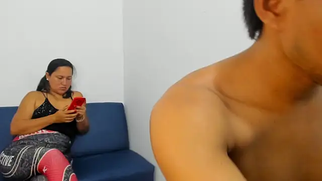 renataa21 online show from April 27, 1:47 am