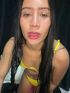 Snapshot of Sexysoeh chatting on April 21, 11:29 pm Sexysoeh online show from April 21, 11:29 pm