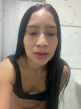 Snapshot of Sexysoeh chatting on April 30, 1:28 pm Sexysoeh online show from April 30, 1:28 pm