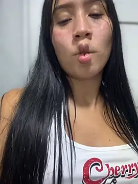 Snapshot of Sexysoeh chatting on May 20, 1:56 am Sexysoeh online show from May 20, 1:56 am