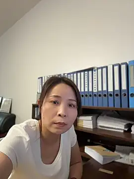 Snapshot of lisha521 chatting on July 20, 1:42 am lisha521 online show from July 20, 1:42 am