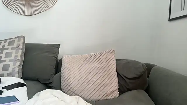 Snapshot of arielsweetieee chatting on June 24, 8:46 am arielsweetieee online show from June 24, 8:46 am