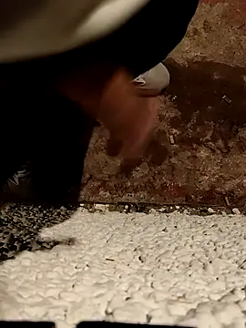 Tuyxo online show from April 24, 8:55 pm