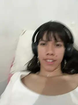 drea-an online show from April 16, 9:39 pm