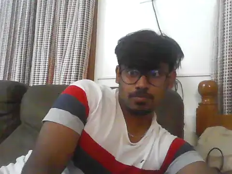 Snapshot of singaram190 chatting on July 30, 8:13 am singaram190 online show from July 30, 8:13 am