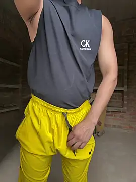 lucky 7inches online show from July 20, 2:37 am