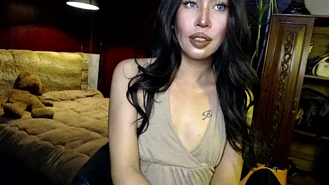 Snapshot of prettybushy chatting on May 24, 4:50 am prettybushy online show from May 24, 4:50 am