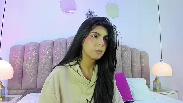 Snapshot of Channel_sofia chatting on July 10, 10:23 pm Channel sofia online show from July 10, 10:23 pm
