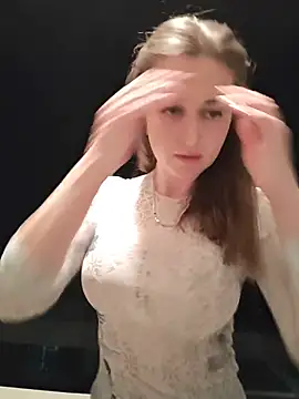 Snapshot of irresistibelle chatting on July 20, 7:27 pm irresistibelle online show from July 20, 7:27 pm