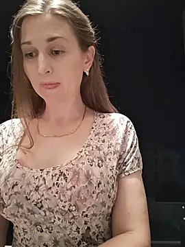 Snapshot of irresistibelle chatting on July 22, 6:22 pm irresistibelle online show from July 22, 6:22 pm