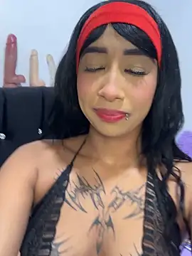 Snapshot of Zaabrina_20 chatting on April 29, 1:53 am Zaabrina 20 online show from April 29, 1:53 am
