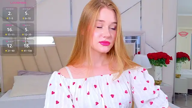EmmiliRosse online show from June 18, 5:06 pm