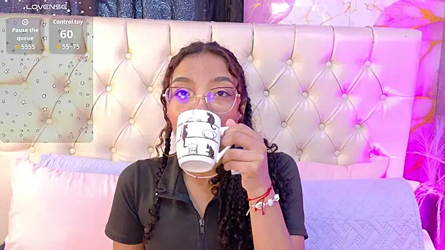 angeline scot online show from June 10, 12:26 pm