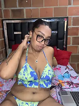 Snapshot of _Piel_Canela chatting on June 3, 2:03 am Piel Canela online show from June 3, 2:03 am