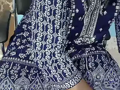 Chubbygirl Tisha online show from June 9, 8:20 pm