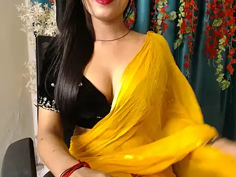 Naughtyy Ranii01 online show from July 9, 7:29 pm