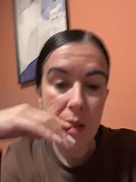Snapshot of dulceflor25 chatting on May 12, 1:08 pm dulceflor25 online show from May 12, 1:08 pm