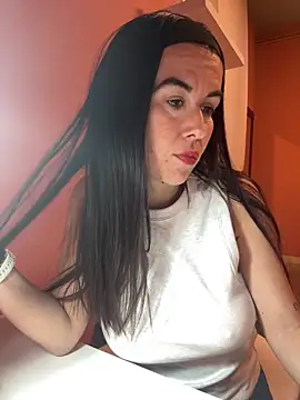 Snapshot of dulceflor25 chatting on May 21, 6:04 pm dulceflor25 online show from May 21, 6:04 pm