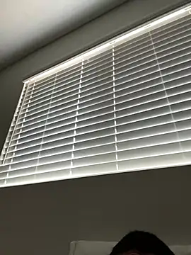 John strokz online show from April 18, 4:11 pm