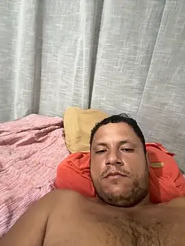 pauzinhokkk online show from April 18, 7:40 pm