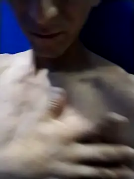 Georgeelmejor13 online show from April 25, 4:04 am