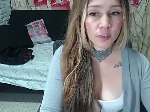 Snapshot of VickyBonnety chatting on May 16, 4:09 am VickyBonnety online show from May 16, 4:09 am