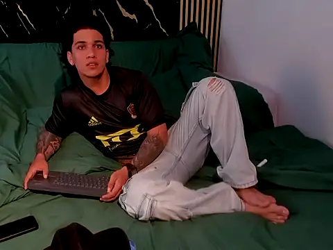 Snapshot of Mrbig_maximo chatting on April 20, 8:21 pm Mrbig maximo online show from April 20, 8:21 pm