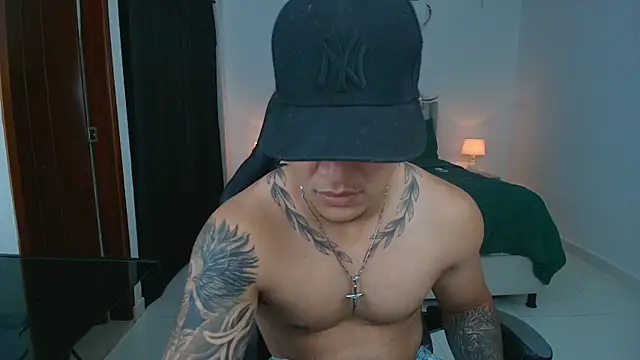 Snapshot of Mrbig_maximo chatting on June 5, 6:52 am Mrbig maximo online show from June 5, 6:52 am