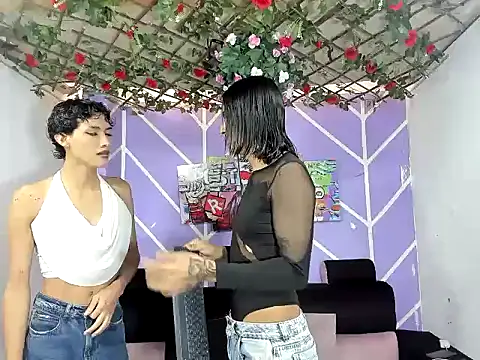 DAHNE HOT  online show from June 30, 1:23 pm
