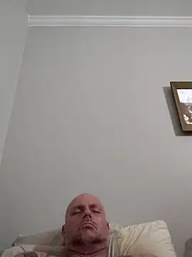 Snapshot of thatgoodmattgood chatting on May 13, 6:33 am thatgoodmattgood online show from May 13, 6:33 am