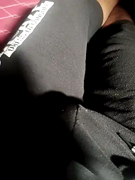 ilango86t online show from April 19, 9:41 am