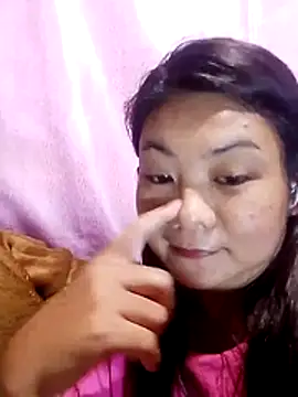 Snapshot of eljhenx chatting on July 14, 5:23 am eljhenx online show from July 14, 5:23 am
