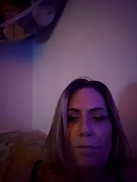 LillyXLust online show from May 7, 5:24 am