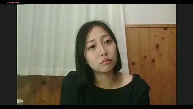 Snapshot of aoi252525 chatting on May 11, 4:15 pm aoi252525 online show from May 11, 4:15 pm