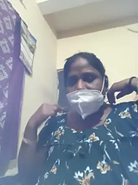 Snapshot of swetha10 chatting on July 8, 6:45 pm swetha10 online show from July 8, 6:45 pm