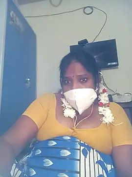 Snapshot of swetha10 chatting on July 18, 9:29 pm swetha10 online show from July 18, 9:29 pm