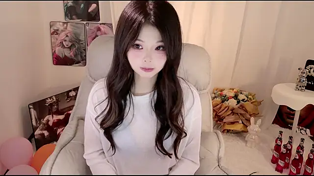 Snapshot of ChuYI-007 chatting on May 17, 9:49 am ChuYI-007 online show from May 17, 9:49 am
