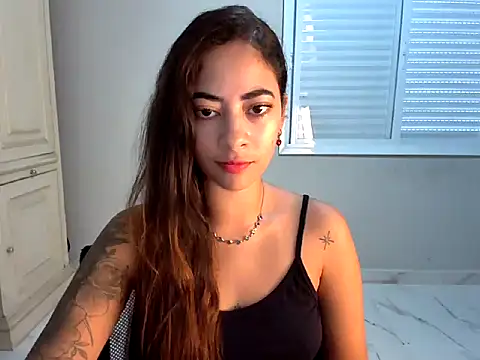 CurlySurfer online show from April 28, 10:31 am